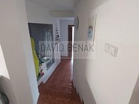 Pronájem podkrovního bytu 2+kk, 53m2, s terasou 10m2, ulice Za Pasáží, Pardubice - Zelené Předměstí. - 20201019_162736_resized_1.jpg