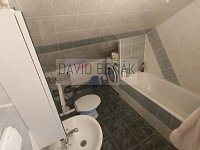 Pronájem podkrovního bytu 2+kk, 53m2, s terasou 10m2, ulice Za Pasáží, Pardubice - Zelené Předměstí. - mezonet 12.jpg