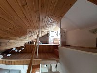 Pronájem podkrovního bytu 2+kk, 53m2, s terasou 10m2, ulice Za Pasáží, Pardubice - Zelené Předměstí. - mezonet 7.jpg