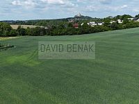 Prodej 17 stavebních parcel o výměře od 852m² až 1 690m² v obci Sezemice - Počaply, okr. Pardubice. - dron 3.JPG