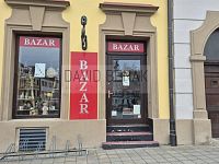 Pronájem obchodního prostoru o výměře 60 m2 s výlohou do Malého náměstí v centru Hradce Králové. - 004.jpg