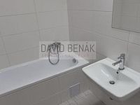 Pronájem hezkého mezonetového bytu 2+kk, 56 m2, Velké náměstí, Hradec Králové - centrum - 011.jpg