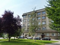 Pronájem prostorného, zděného bytu 2+1, 68 m2 , s balkónem v ulici Šimkova v Hradci Králové. - P1070022.JPG