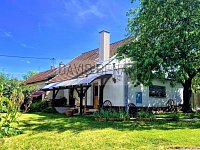 Prodej rodinného domu s terasou, garáží a udržovanou zahradou v žádané lokalitě Malšovice, Hradec Králové. - 100.jpg