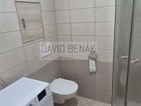 Pronájem částečně vybaveného hezkého bytu 1+1, 36 m2, Šantrochova, Hradec Králové - Moravské předměstí. - 007.jpg