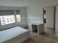 Pronájem částečně vybaveného hezkého bytu 1+1, 36 m2, Šantrochova, Hradec Králové - Moravské předměstí. - 008.jpg