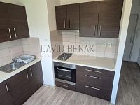 Pronájem částečně vybaveného hezkého bytu 1+1, 36 m2, Šantrochova, Hradec Králové - Moravské předměstí. - 009.jpg