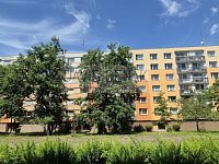 Pronájem částečně vybaveného hezkého bytu 1+1, 36 m2, Šantrochova, Hradec Králové - Moravské předměstí. - 010.jpg