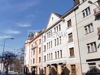 Pronájem podkrovního bytu 1+kk o výměře 32 m2 v ulici Bubeníkova v centru Pardubic - Bílé Předměstí. - P1060303.JPG
