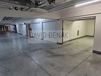 Pronájem garáže pro osobní automobil v ulici Rybova, Hradec Králové. - 006.jpg