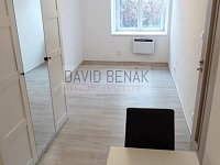 Pronájem jednotky 1+kk, 21 m2, Masarykovo náměstí, Hradec Králové - centrum - 14.jpg