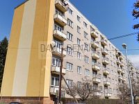 Pronájem prostorného bytu 2+1, 56 m2, třída SNP, Hradec Králové - Slezské Předměstí