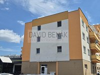 Pronájem prostorného bytu 2+kk, 54 m2, Jana Masaryka, Nový Hradec Králové - 019.jpg