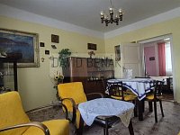 Prodej rodinného domu se zahradou, Oldřichova ul., Nový Hradec Králové. - 016.jpg