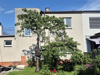 Prodej rodinného domu se zahradou, Oldřichova ul., Nový Hradec Králové. - 20260622_165608.jpg
