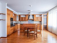 Pronájem bytu 4+kk 120 m2 v Thámové ulici