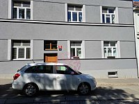 Velmi příjemný  byt 2+kk se soukromou zahrádkou v klidném vnitrobloku – Praha 10, Strašnice - 3d9655a6-b5a4-47f2-8fc5-e61f204d63a7.jpeg