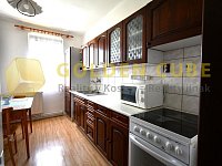 Prodej bytu 3+1, garáž, sklep, balkon, 79m2, Podlešín, okr. Kladno - Kuchyně 2.JPG