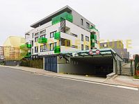 Pronájem bytu 2+1, 58 m2, terasa, parkovací stání v garáži, Praha - Letňany - Dům 2.jpg