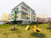 Pronájem bytu 2+1, 58 m2, terasa, sklep, parkovací stání v garáži, Praha - Letňany - 12-Dům 1.jpg