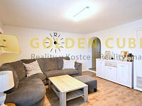 Vícegenerační rodinný dům 150m2, zahrada 461 m2, garáž, Přezletice, Praha - Východ - 01-Pokoj I c - patro.JPG
