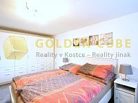 Vícegenerační rodinný dům 150m2, zahrada 461 m2, garáž, Přezletice, Praha - Východ - 02-Pokoj II b - patro.JPG