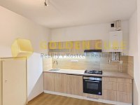 Pronájem mezonetového bytu 2+1, 83 m2, U Vorlíků, Praha - Bubeneč - 10-Kuchyně.jpg