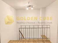Pronájem mezonetového bytu 2+1, 83 m2, U Vorlíků, Praha - Bubeneč - 15-Schodiště-podesta.jpg