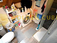Prodej podkrovního bytu 1+1, 59m2, garáž, Slaný, Nosačická - 18-Koupelna.JPG