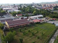 Výrobní areál s velkým potenciálem i možnostmi využití v Mikulově. - DJI_0065.JPG