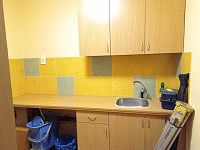 Výrobní areál s velkým potenciálem i možnostmi využití v Mikulově. - IMG_20240604_090417.jpg