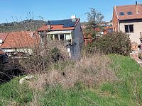 Stavební pozemek na úpatí Svatého kopečku v Mikulově. - IMG_20250409_131624.jpg