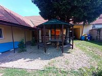 Přízemní rodinný dům se zahrádkou v obci Brod nad Dyjí - IMG_20250807_104337.jpg