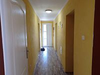 Přízemní rodinný dům se zahrádkou v obci Brod nad Dyjí - IMG_20250807_104709.jpg