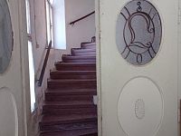 Prodej id. 1/2 historického domu se zahradou v centru Mikulova. - IMG_20220720_151927.jpg