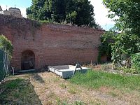 Prodej id. 1/2 historického domu se zahradou v centru Mikulova. - IMG_20220728_152610.jpg