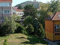 Byt 3+1 se 3 lodžiemi v blízkosti centra Mikulova - IMG_20250909_103126.jpg