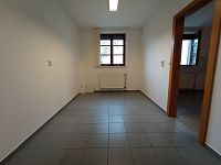 Prodej nebytového prostoru s možností přestavby na bytovou jednotku. - IMG_20250307_095048.jpg