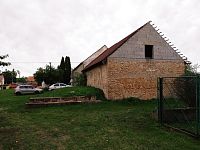 Prodej zemědělské stavby s možností přestavby na rodinný dům v Jevišovce - IMG_20250916_090611.jpg