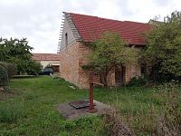 Prodej zemědělské stavby s možností přestavby na rodinný dům v Jevišovce - IMG_20250916_092127.jpg