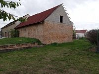 Prodej zemědělské stavby s možností přestavby na rodinný dům v Jevišovce - IMG_20250916_092226.jpg