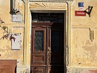 Prostorný rodinný dům s garáží a kvelbeným sklepem v centru městyse Drnholec - 13169132-92C8-479D-B3BD-B6087900B23C_1_102_o.jpeg