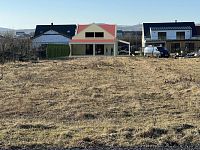 Stavební pozemek v Dolních Dunajovicích s úžasným výhledem na Pálavu. - 3D View 1.jpg