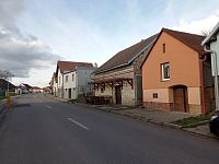 Vinný sklep s lisovnou a nástavbou v Drnholci - IMG_20251118_114521.jpg