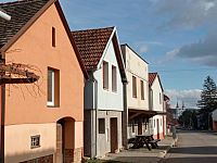 Vinný sklep s lisovnou a nástavbou v Drnholci - IMG_20251118_120156.jpg