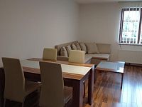 Pronájem kompletně zařízeného bytu 2+kk v centru Mikulova - IMG_20230901_083010.jpg