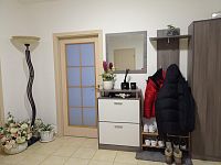 Prostorný byt 4+kk umístěný v prvním nadzemním podlaží panelového domu v Mikulově - IMG_20251127_150536.jpg