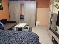 Prostorný byt 4+kk umístěný v prvním nadzemním podlaží panelového domu v Mikulově - IMG_20251127_151820.jpg