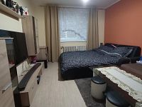 Pronájem bytu 4+kk s prosklenou lodžií v prvním nadzemním podlaží panelového domu v Mikulově - IMG_20251127_151846.jpg