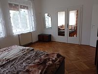 Pronájem slunného mezonetového bytu 4+1 na ulici Brněnská v Mikulově - IMG_20240815_111435.jpg